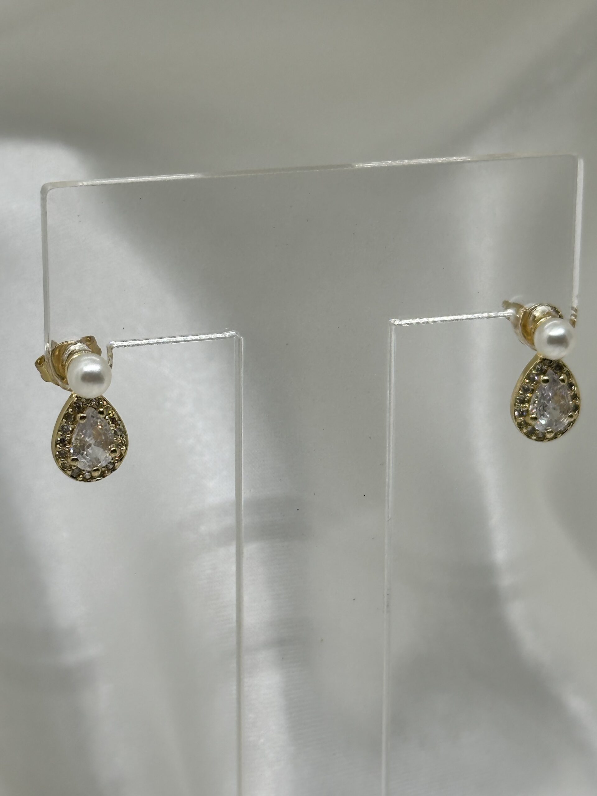 Pearled Grace Earrings - Image 2